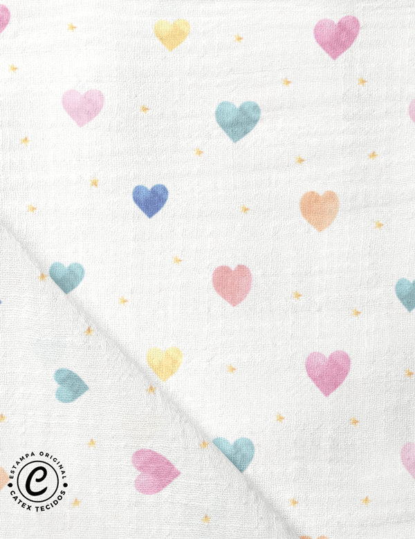 Tecido Fralda Estampada - Coleção Nossa Fauna - Corações Coloridos - 100% Algodão - 70cm x 70cm